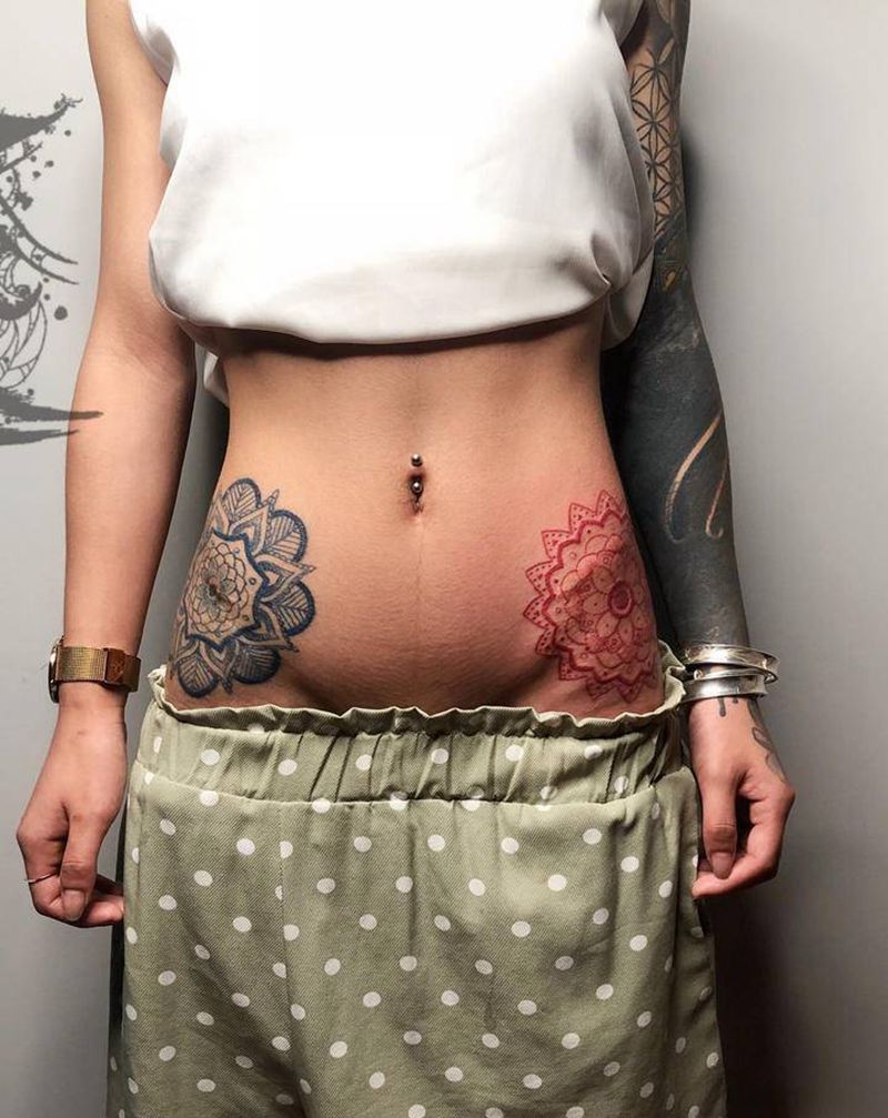 繁花纹身图片_腹部纹身图案