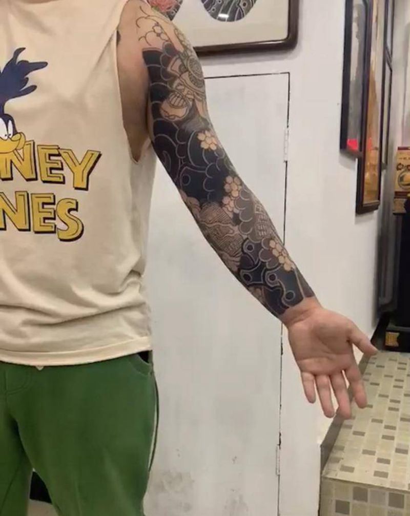 日式传统花臂进度纹身图片_手臂老传统纹身图案