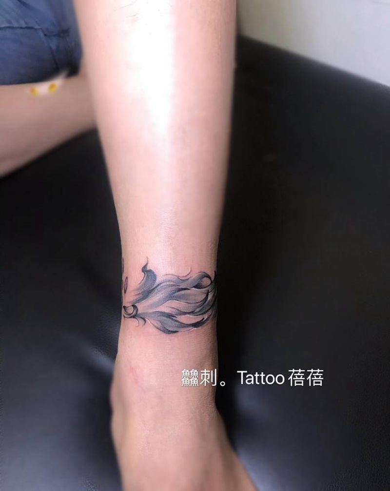 设计纹身图片_腿部水墨纹身图案