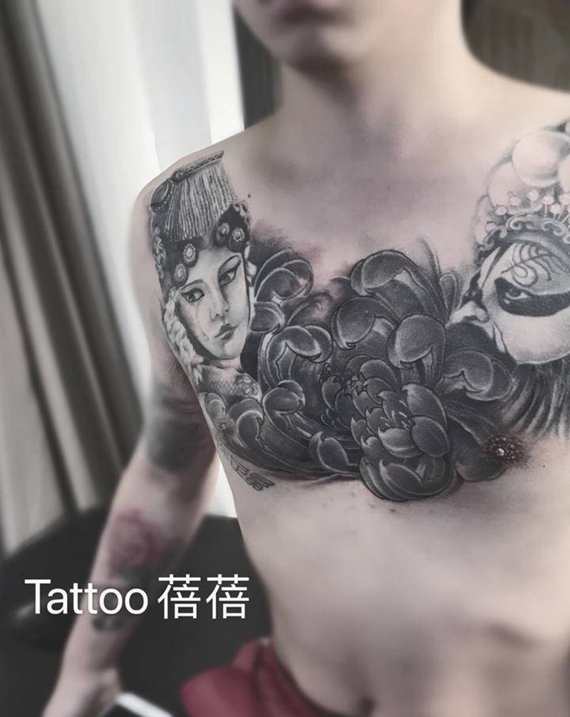 霸王别姬纹身图片_胸部水墨老传统纹身图案