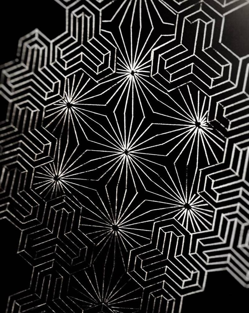 作死少年纹身图片_腿部手臂几何点刺纹身图案