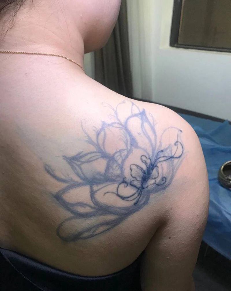 画花遮盖纹身图片_背部纹身图案