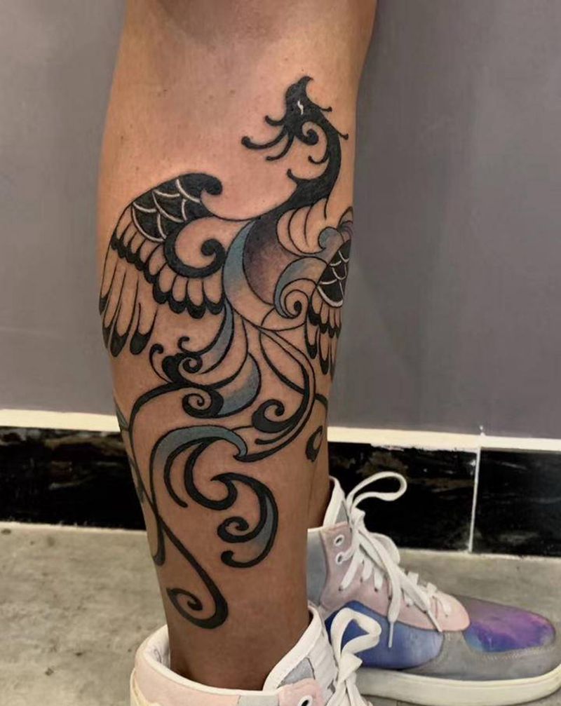 图腾凤凰纹身图片_腿部图腾纹身图案