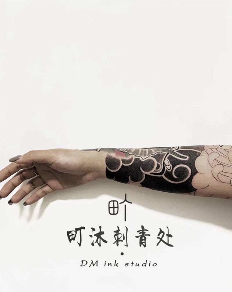 老传统花臂/未完成纹身图片_手臂老传统纹身图案
