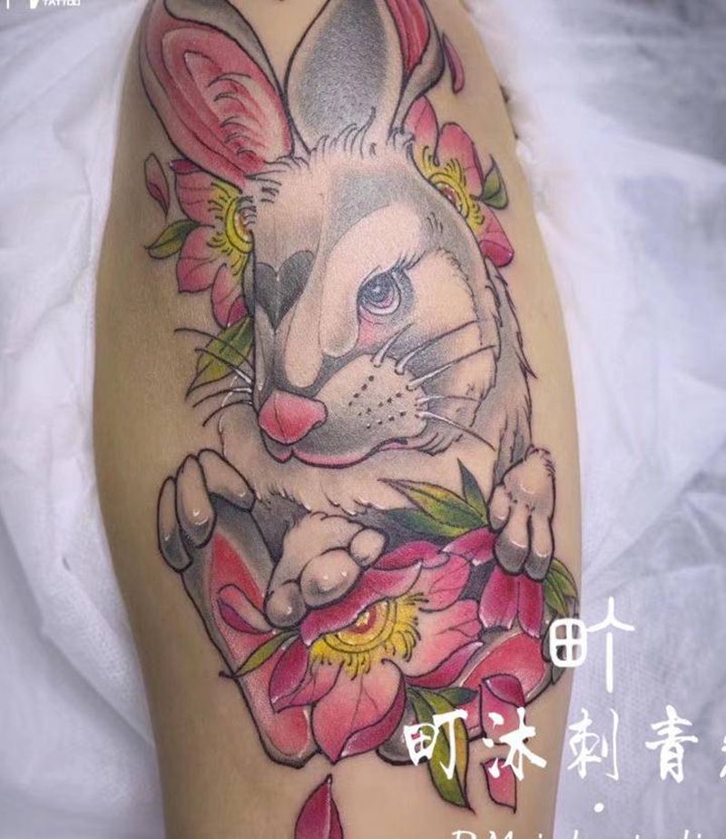 兔子纹身图片_肩部水彩纹身图案