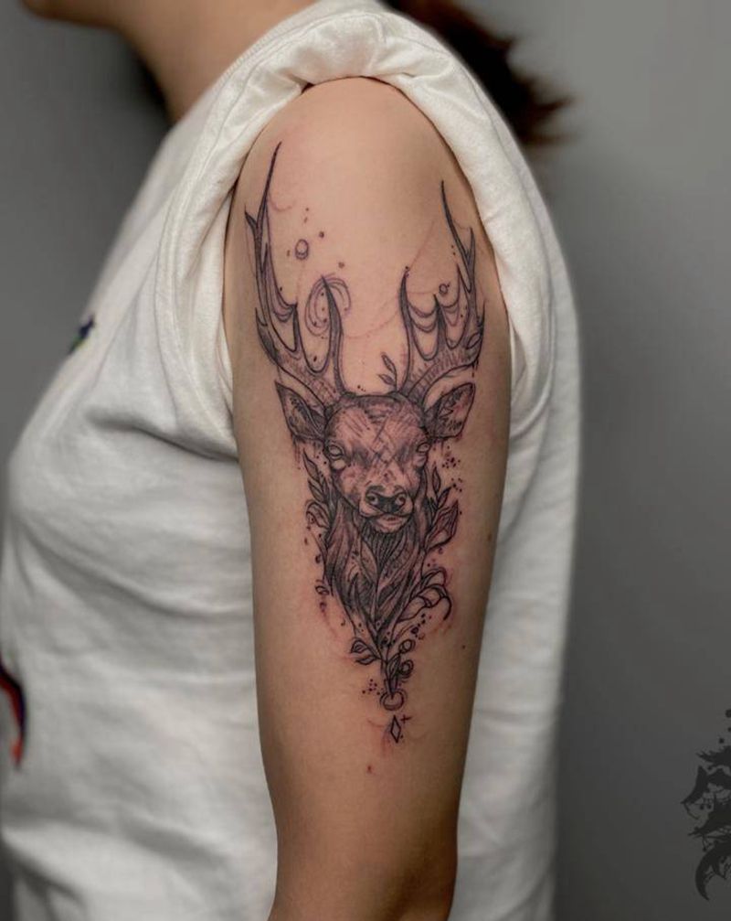 鹿纹身图片_手臂手部纹身图案