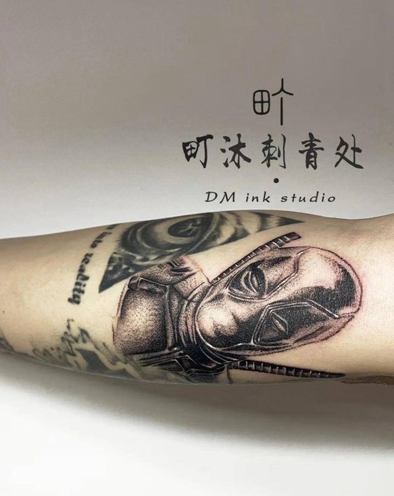 死侍纹身图片_手臂欧美写实纹身图案