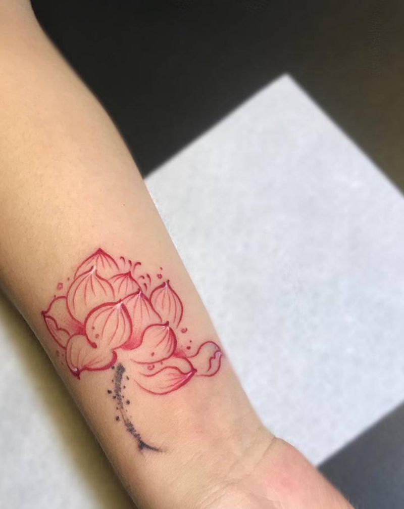 设计花纹身图片_手部纹身图案