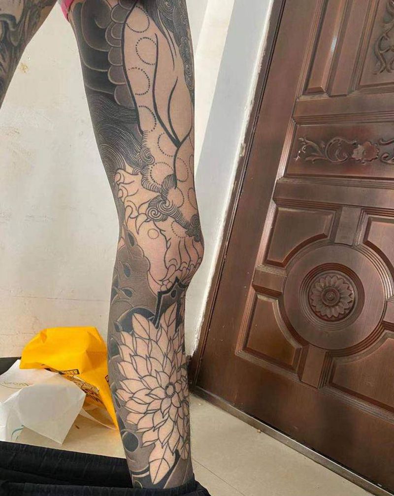 日式老传统花腿唐狮纹身图片_腿部老传统纹身图案