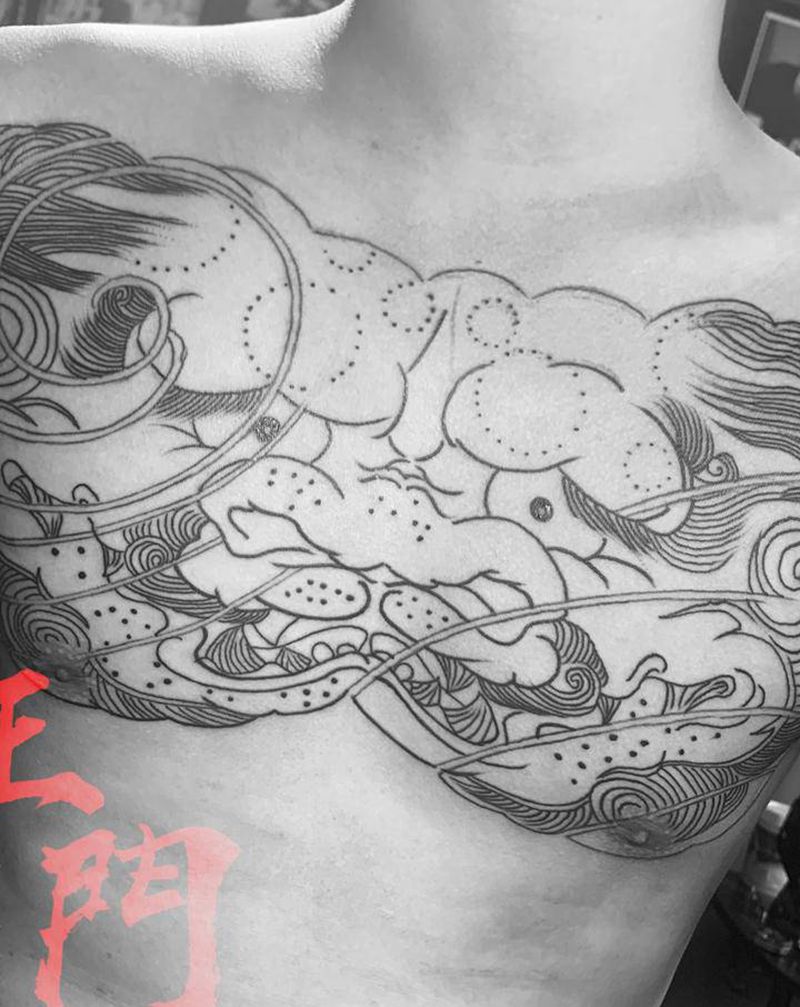 唐狮花胸纹身图片_胸部老传统纹身图案