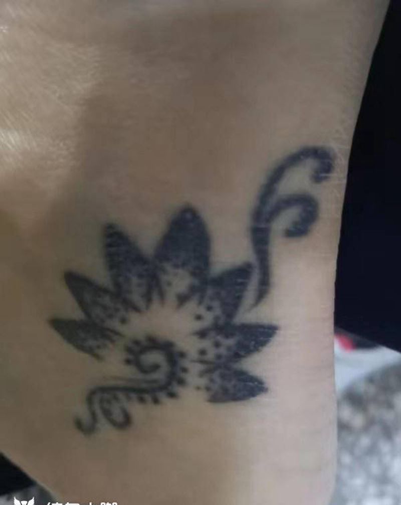 遮盖纹身图片_腿部New School水彩纹身图案