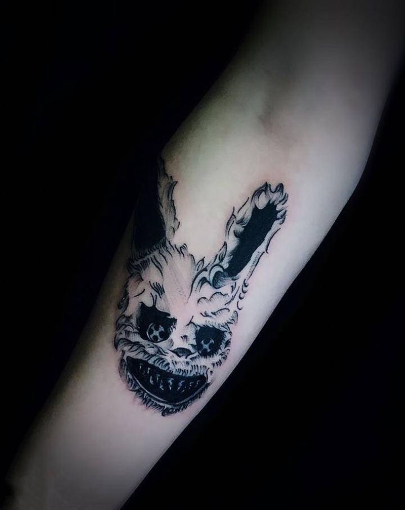 暗黑兔子纹身图片_手臂点刺纹身图案