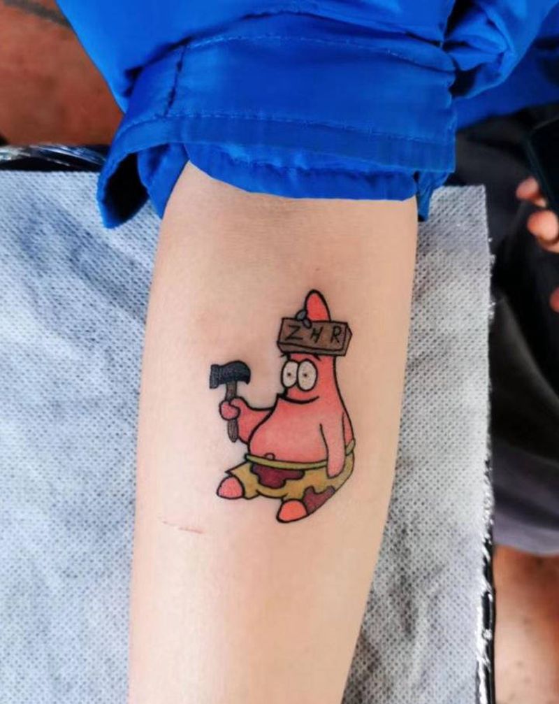 卡通纹身图片_手臂Old School纹身图案