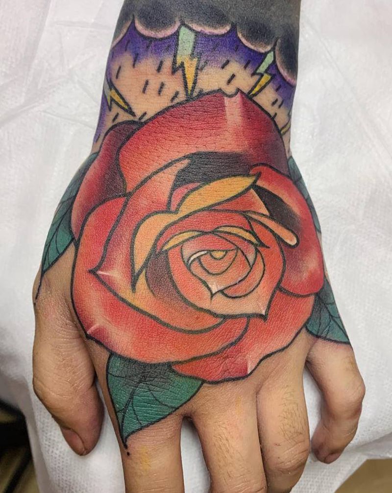 花手背纹身图片_手部New SchoolOld School纹身图案