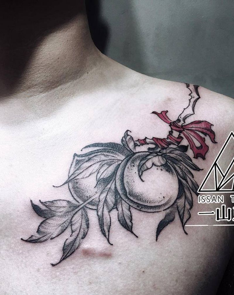 桃子连枝纹身图片_胸部肩部点刺桃子情侣蝴蝶结纹身图案