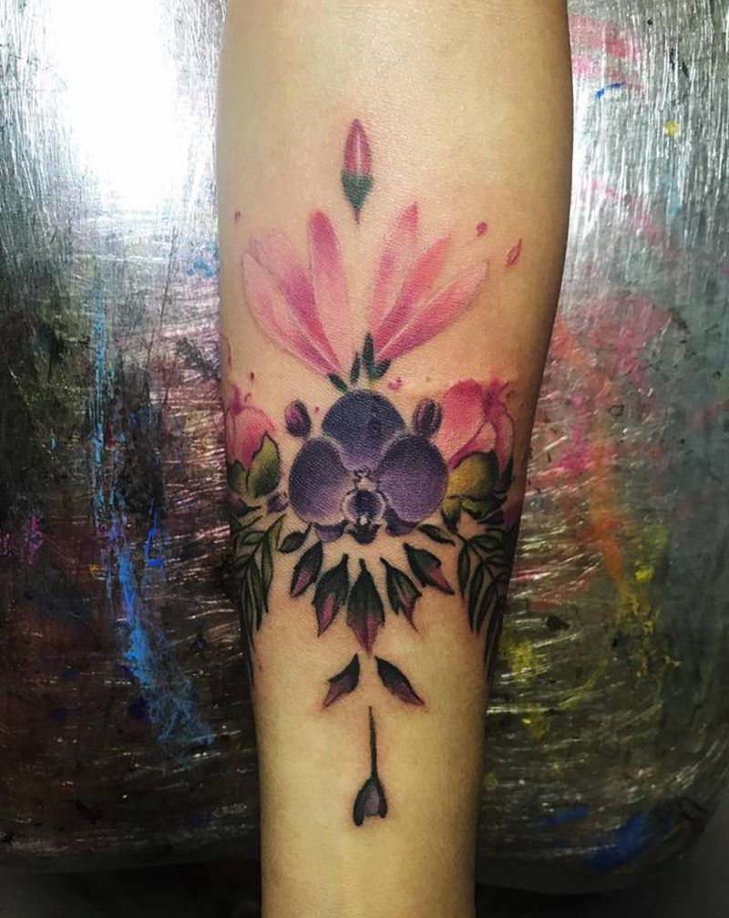 - 花纹身图片_手部纹身图案