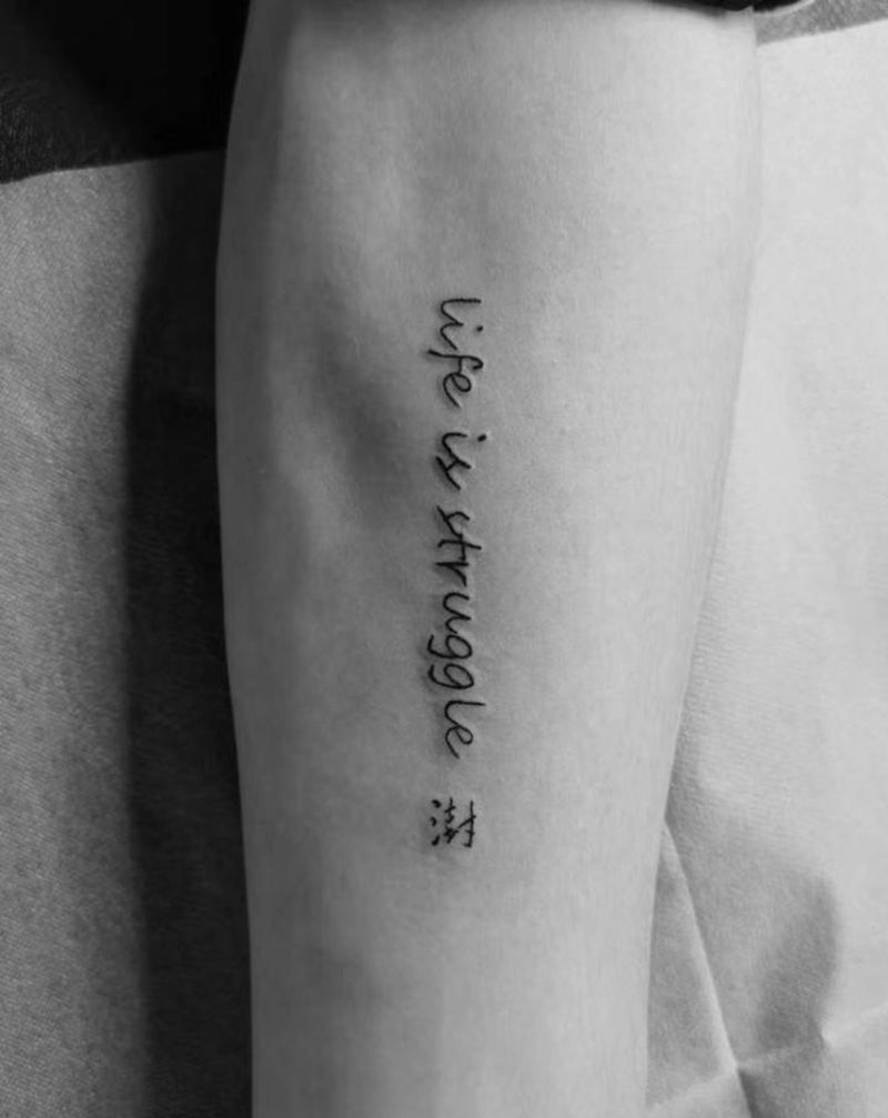 字体纹身图片_手臂花体字纹身图案