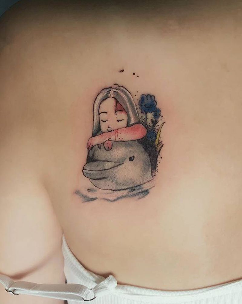 小清新纹身图片_肩部水彩纹身图案