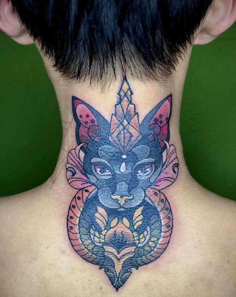 遮盖细品种麻叶纹身图片_颈部New School遮盖纹身图案