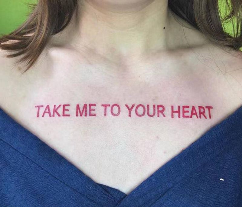 小英文纹身图片_胸部图腾花体字纹身图案