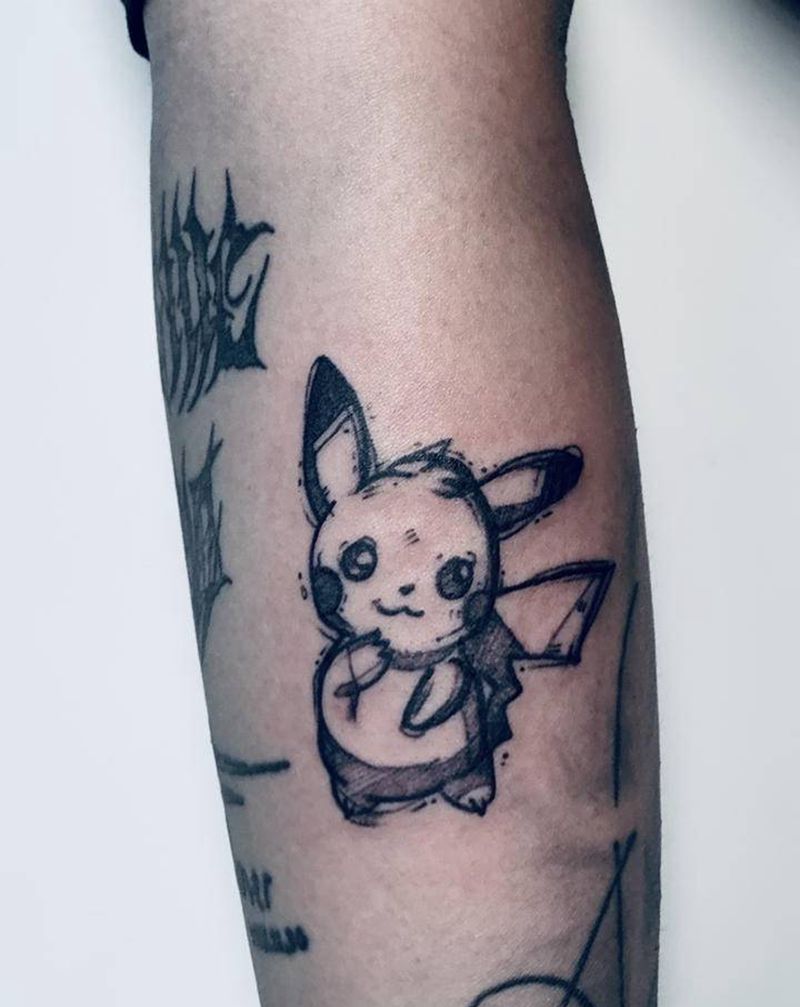 皮卡丘纹身图片_手臂纹身图案