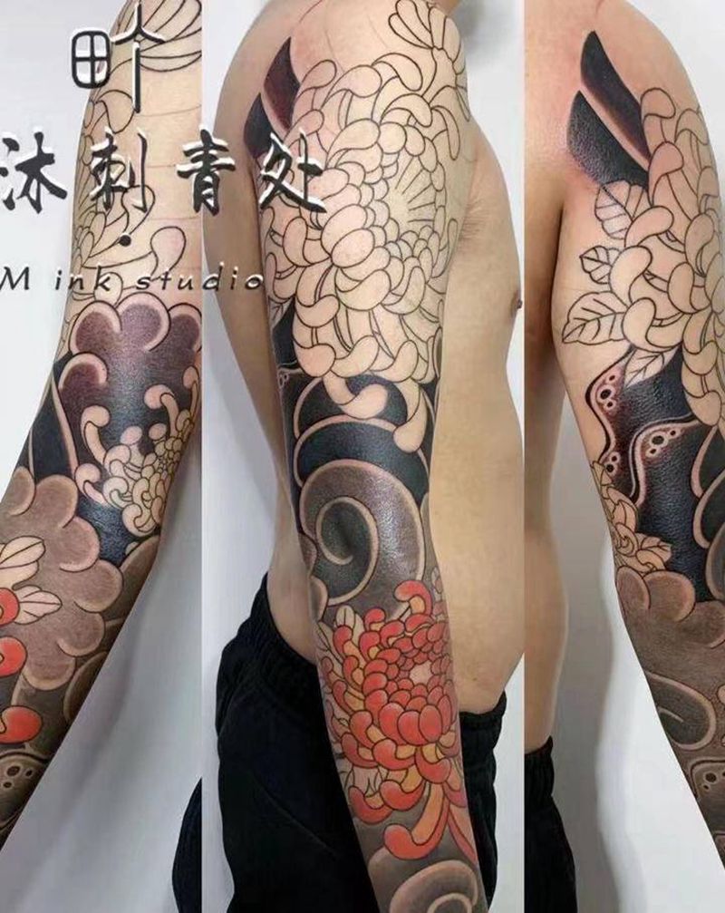 菊纹身图片_手臂老传统纹身图案