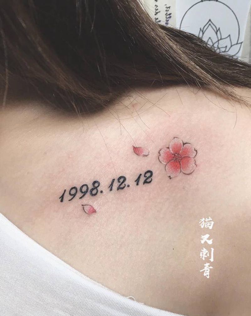 数字纹身图片_胸部纹身图案