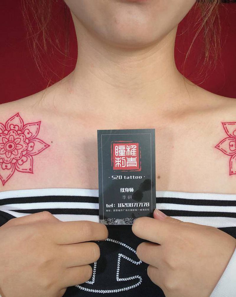 对肩梵花纹身图片_肩部图腾纹身图案