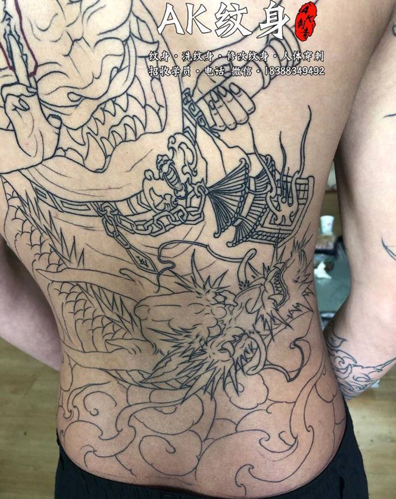 钟馗满背线条纹身图片_背部新传统老传统纹身图案