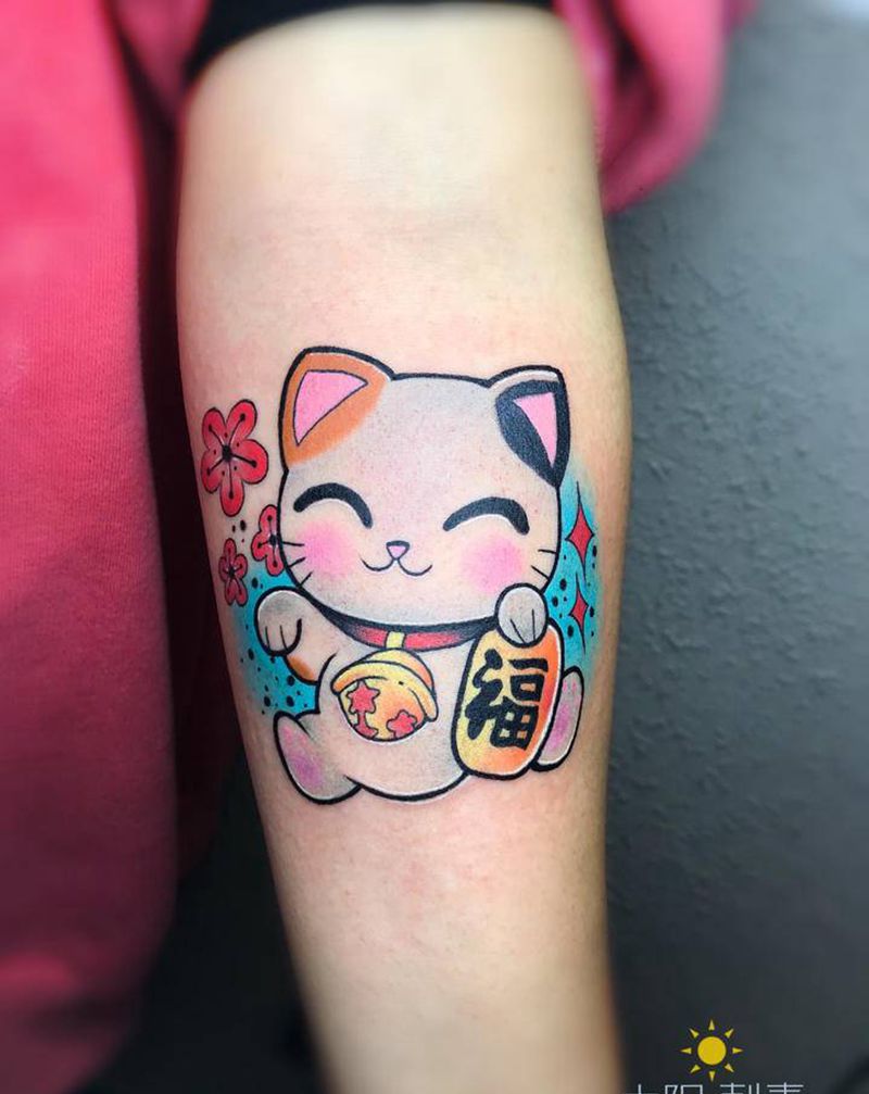 招财猫纹身图片_手部纹身图案