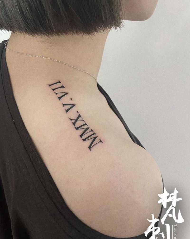 罗马数字纹身图片_肩部纹身图案