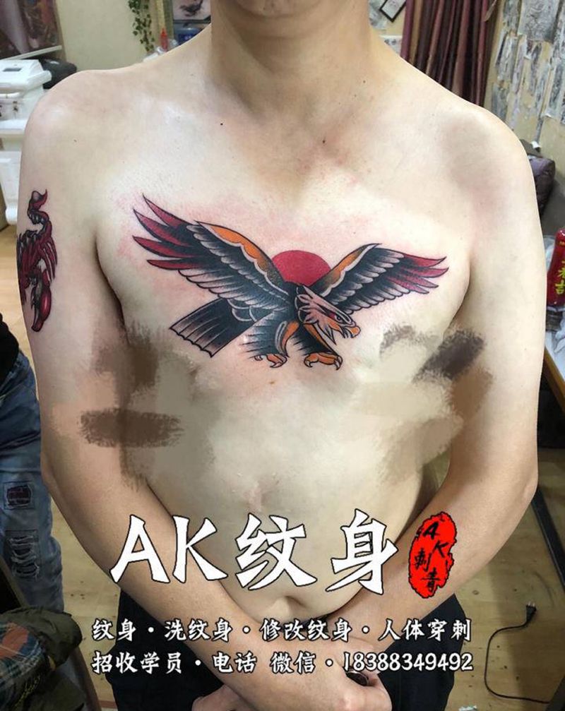 老鹰跟蝎子纹身图片_手臂胸部新传统老传统纹身图案