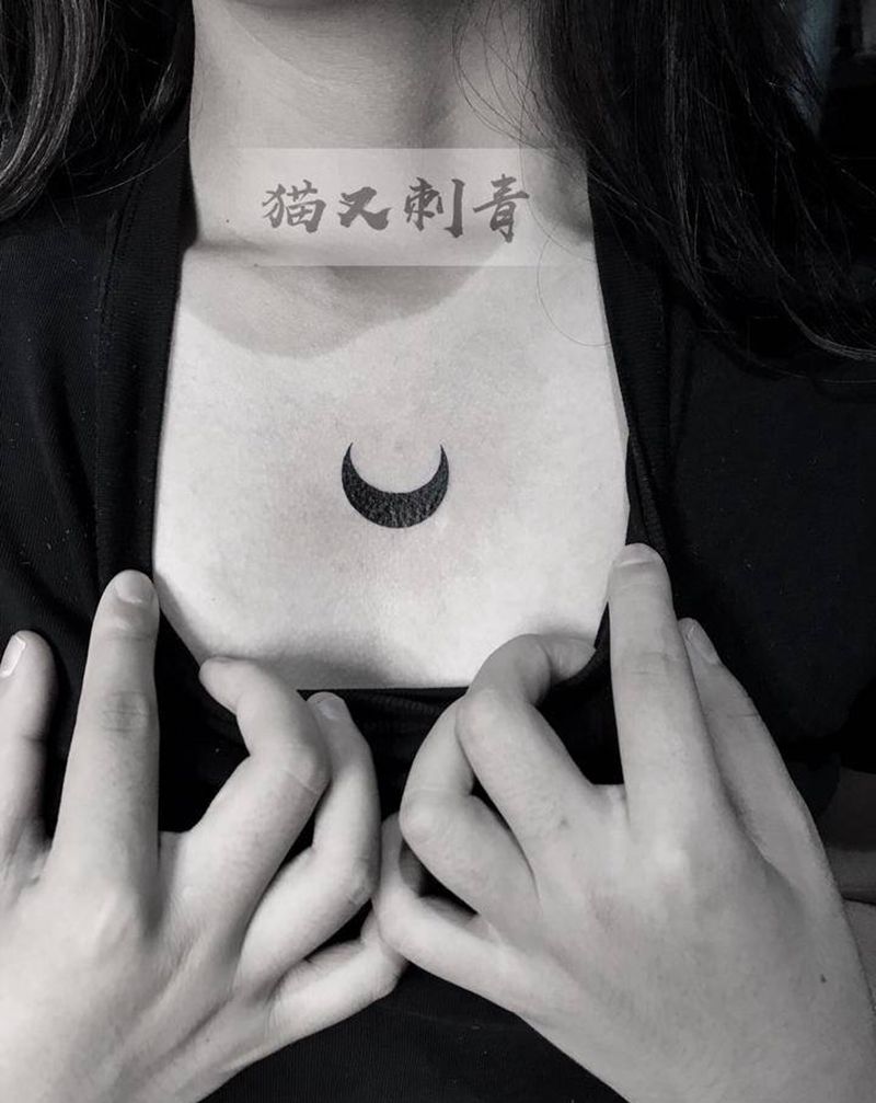 小暗黑纹身图片_胸部图腾纹身图案