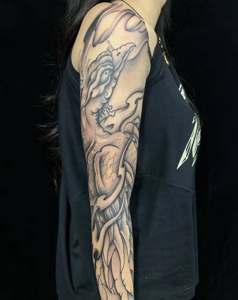 底雾纹身图片_手臂新传统纹身图案