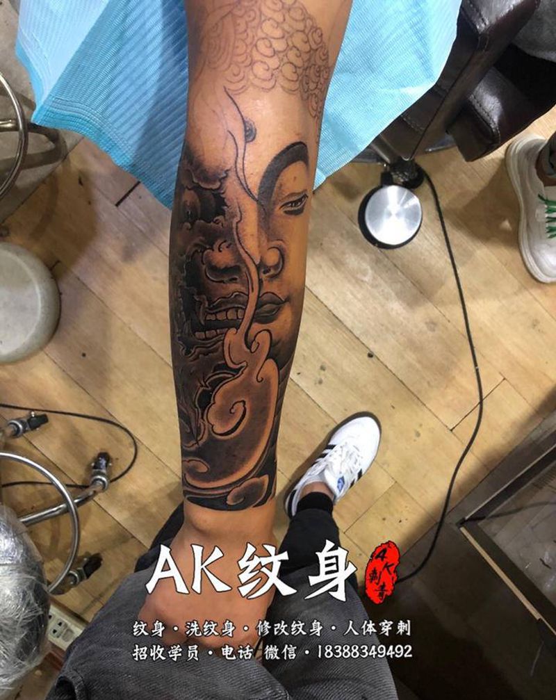 一念之间花臂纹身图片_手臂新传统老传统纹身图案