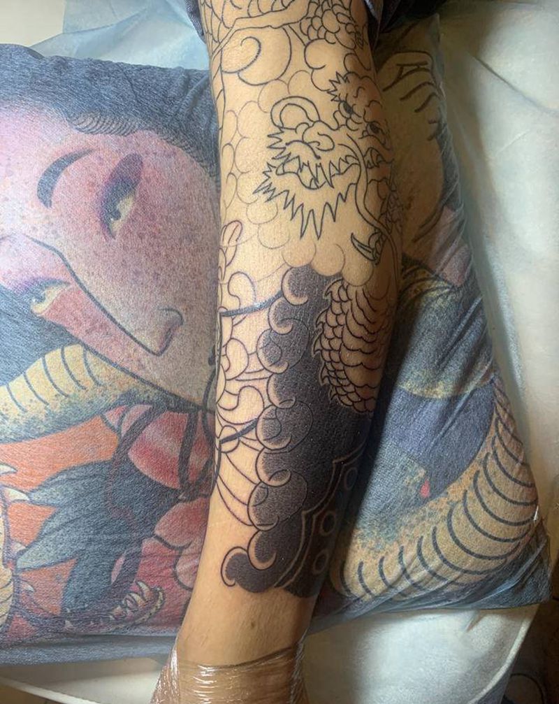 花腿上色纹身图片_腿部纹身图案