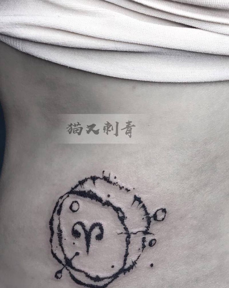 设计图稿纹身图片_腰部纹身图案