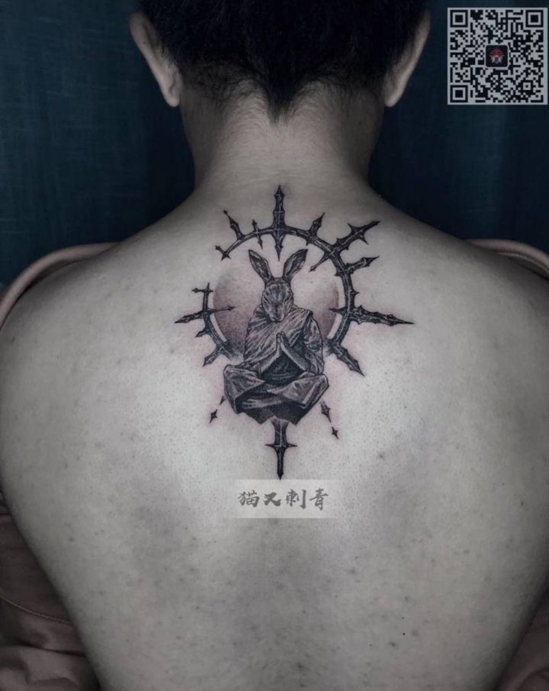 设计图稿纹身图片_背部点刺纹身图案