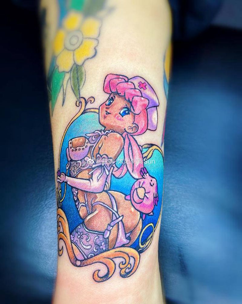 小妞纹身图片_手部纹身图案