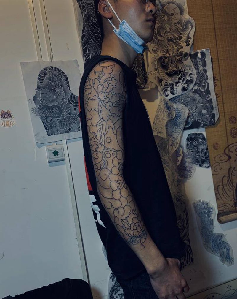 一个遮盖线条纹身图片_老传统纹身图案