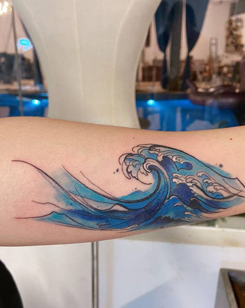 浪花小遮盖纹身图片_手部纹身图案