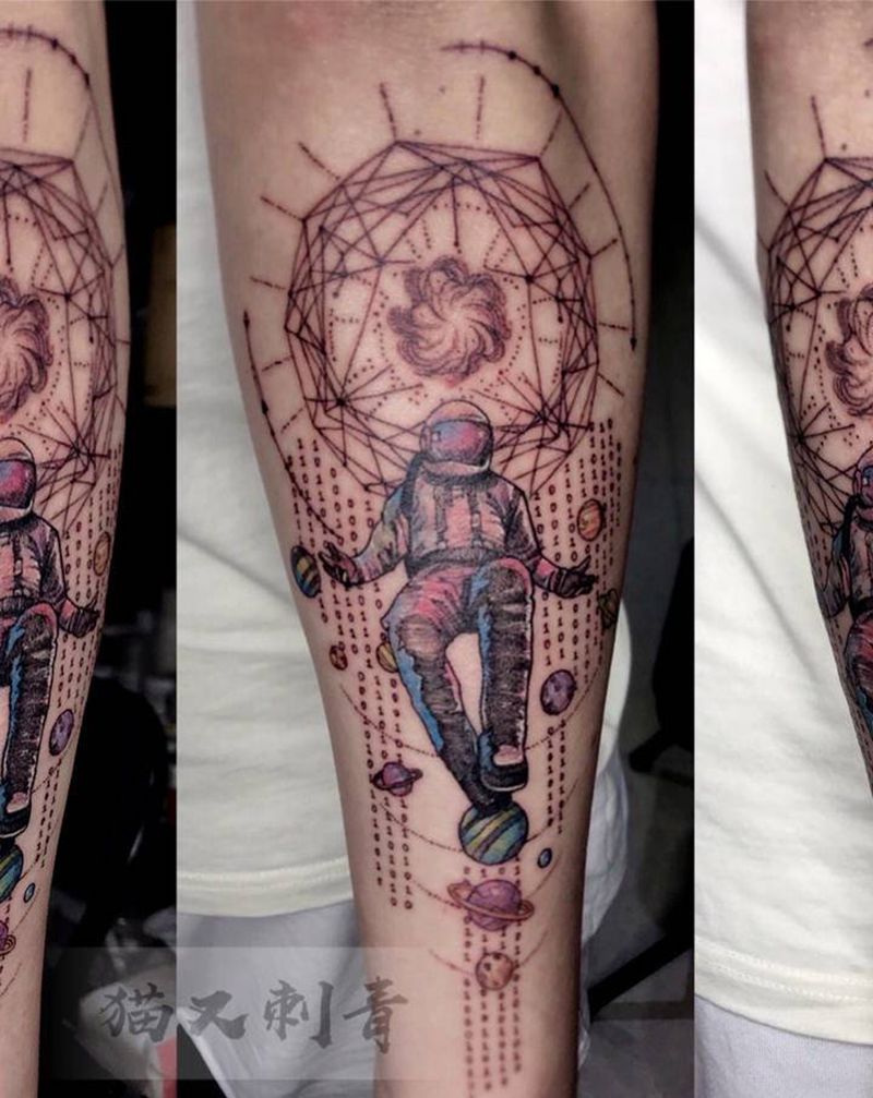 客带图纹身图片_手臂点刺几何纹身图案