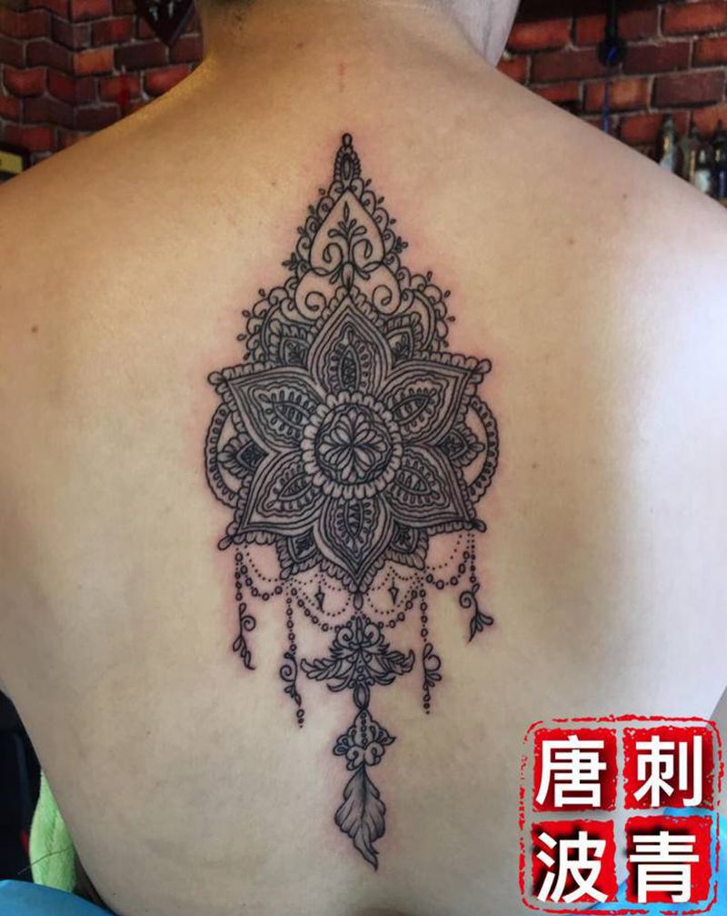 梵花纹身图片_点刺纹身图案