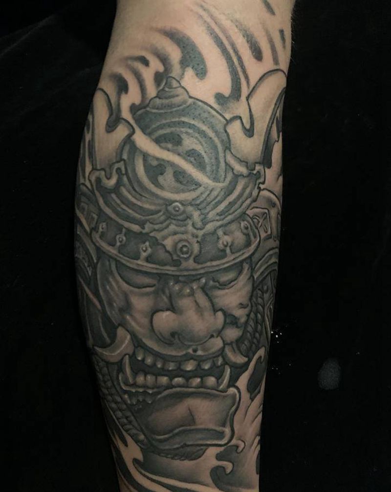 鬼武士纹身图片_腿部新传统纹身图案