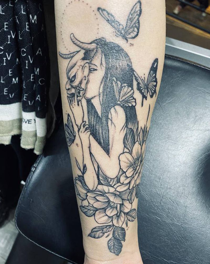 素花纹身图片_手臂点刺花纹身图案