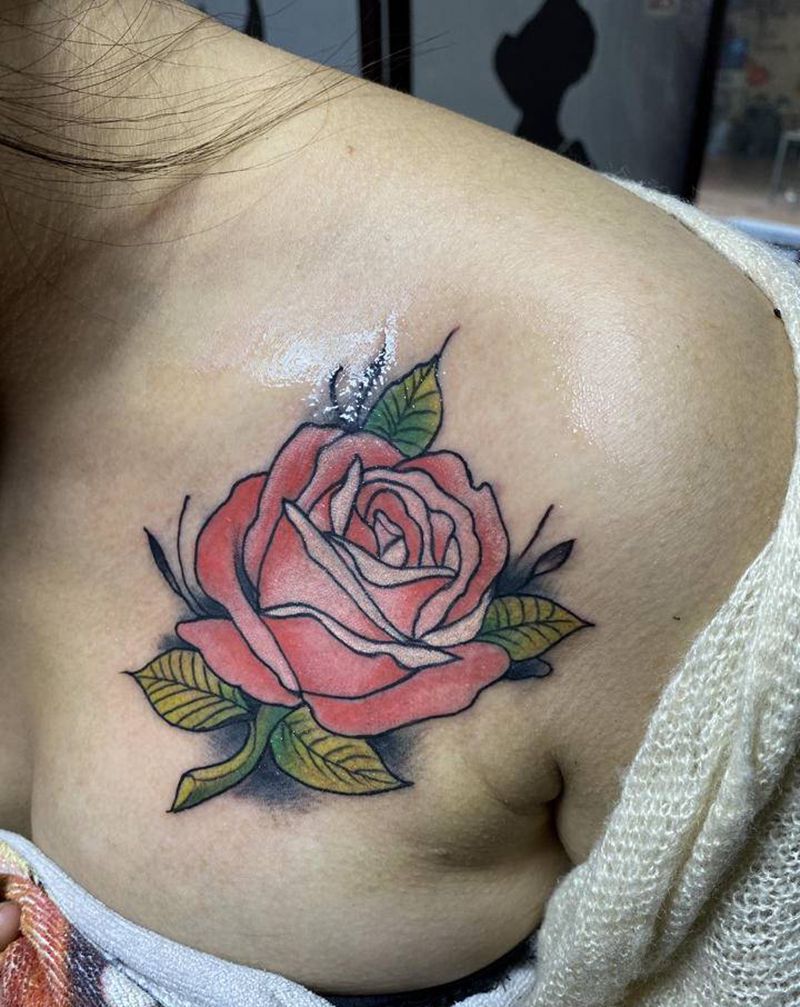 玫瑰纹身图片_胸部New School纹身图案