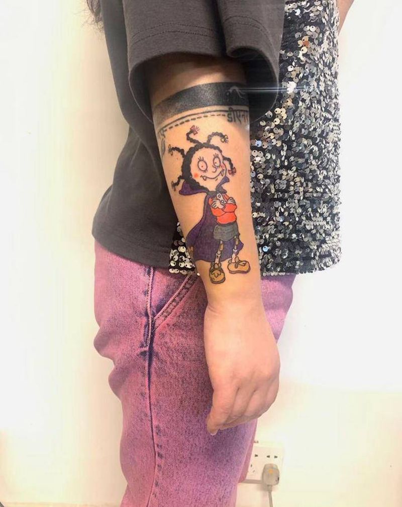 小魔女纹身图片_手臂纹身图案