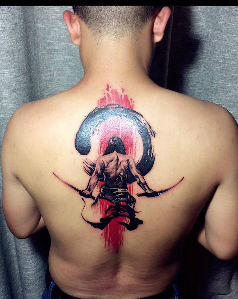 武士纹身图片_背部水墨纹身图案