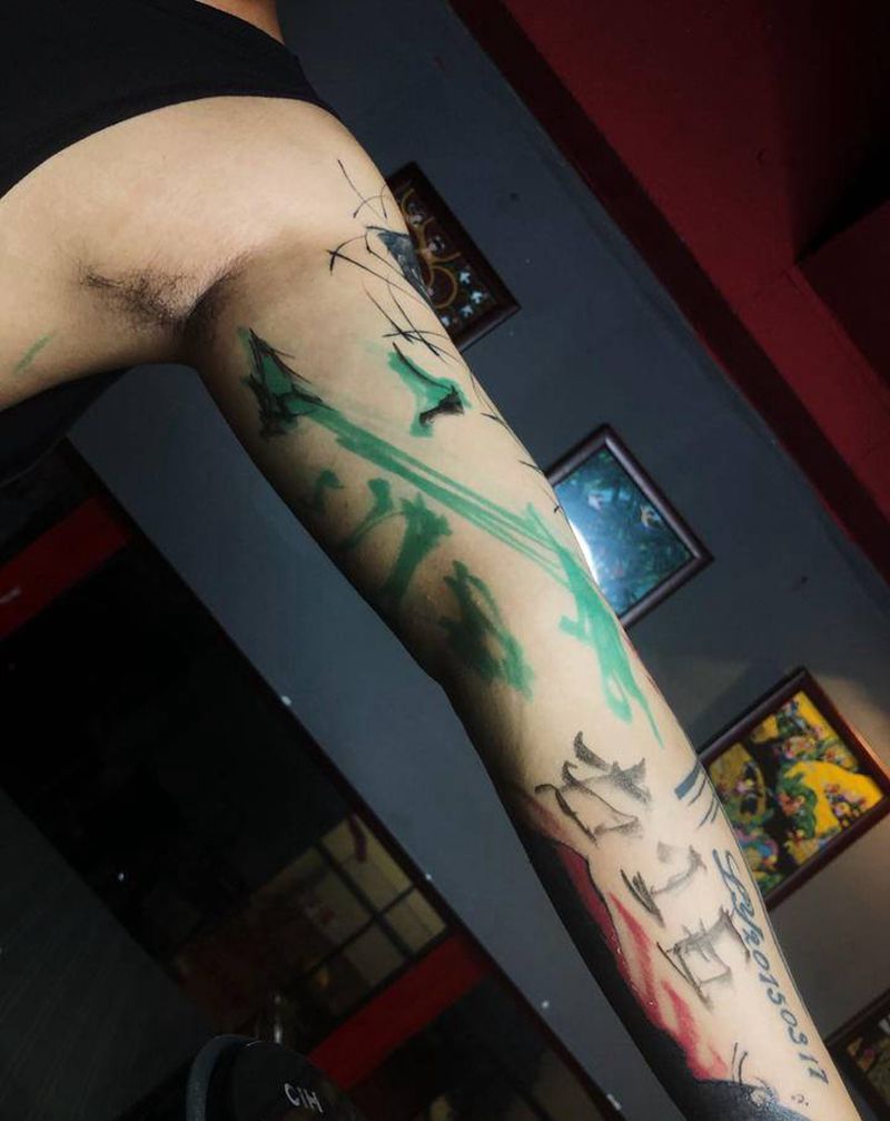 书法纹身图片_手臂水墨纹身图案