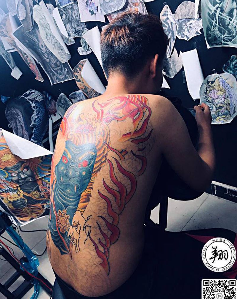 冥王纹身图片_背部新传统纹身图案